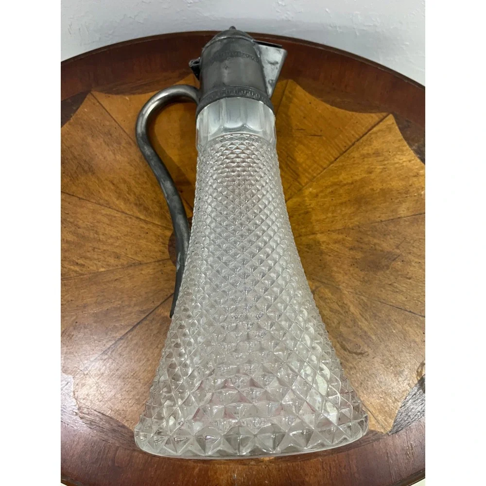 Unbranded Claret Jug Decanter Unisex Large Clear‎ Good Diamond Cut Crystal Metal